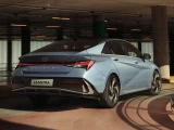 Hyundai Elantra 6