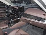BMW 5-Series 4