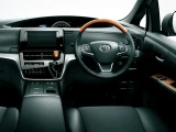 Toyota Estima 2