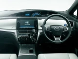 Toyota Estima 4