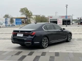 BMW 7-Series 20