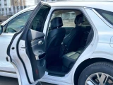 Genesis GV70 10