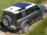 Land Rover Defender 5