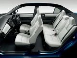 Toyota Corolla Axio 2